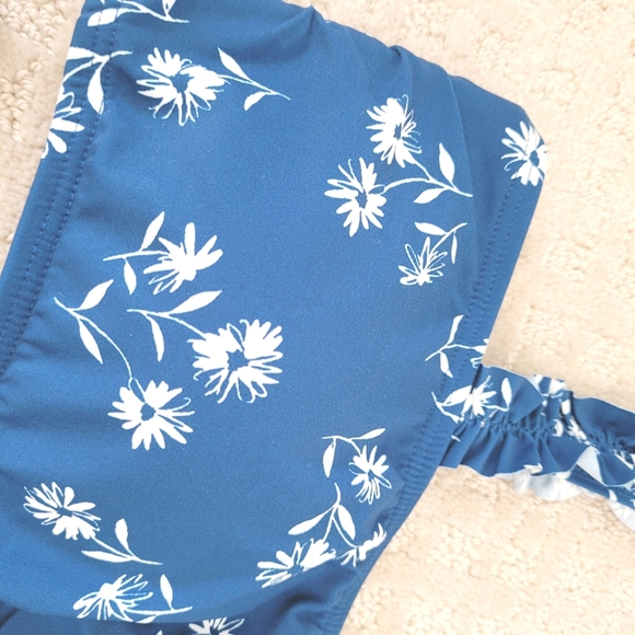 KATE SPADE Blue & White Floral Print Two-Piece Bikini Ruffle Strap Swimsuit - Picture 7 of 8